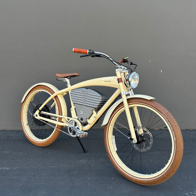 2024 48v Tracker Classic Creme (0083)